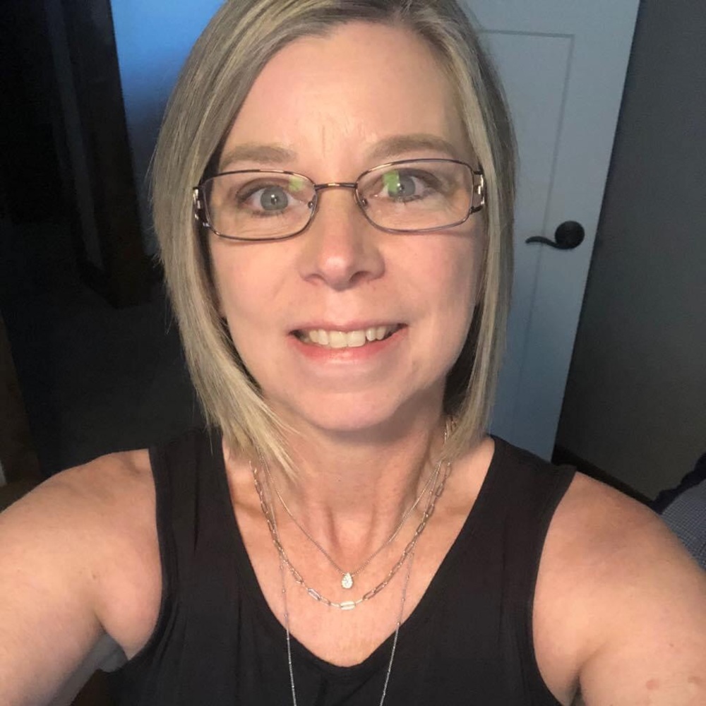 Meet your Posher, Amy